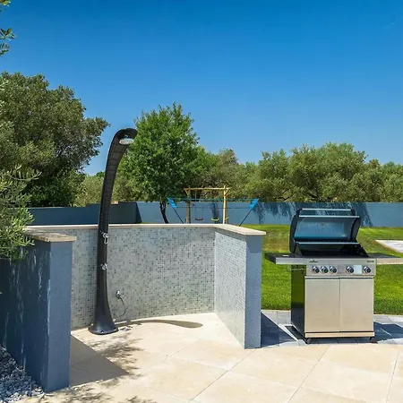 Posidonia Tatil Evi Pula